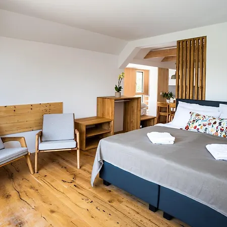 Ferienwohnung Lucka Bled Quiet Location, Free Bikes, Big Garden, Doctor Exterior foto