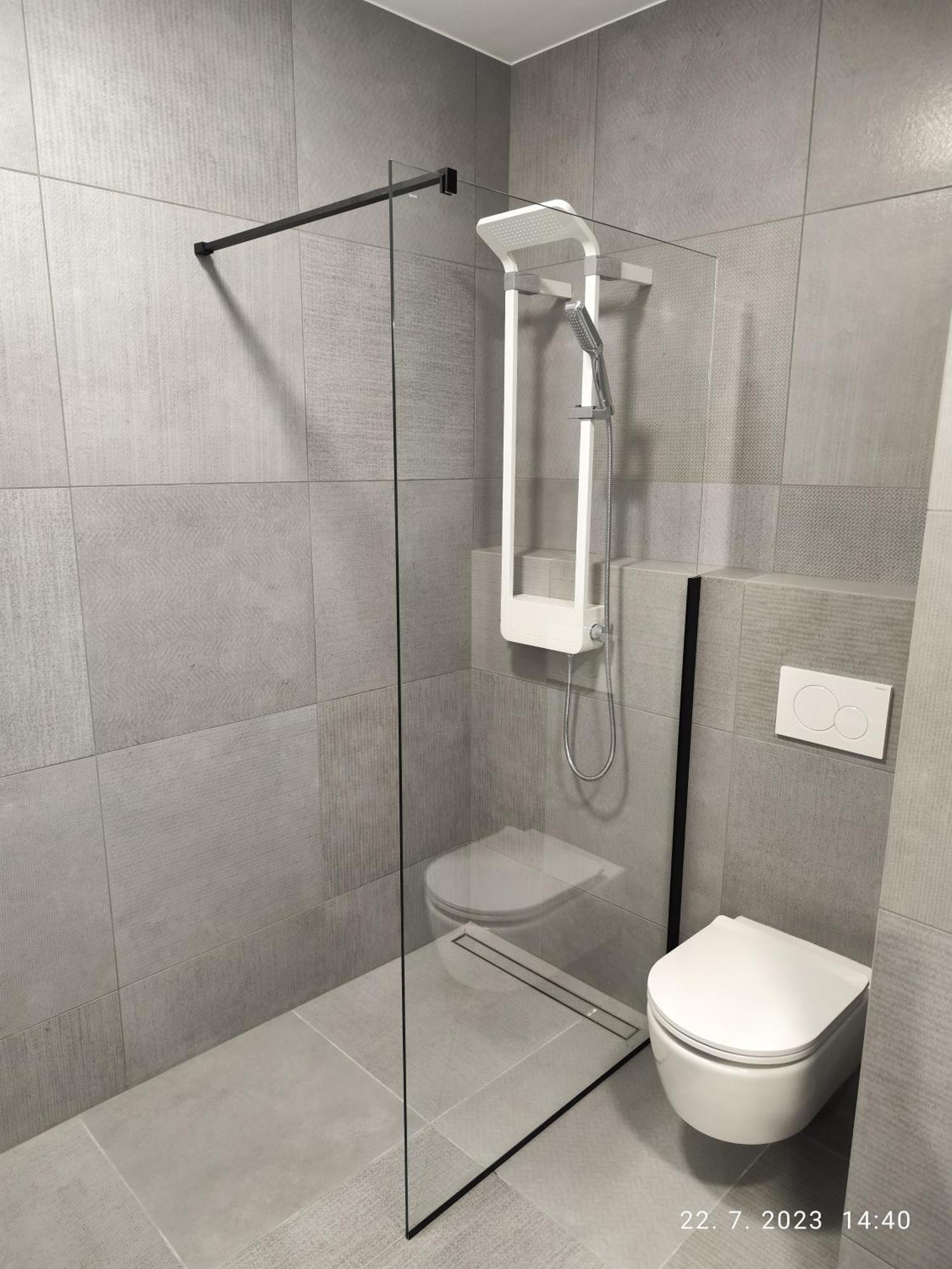 Lucka Quiet Location, Free Bikes, Big Garden, Doctor Apartment *